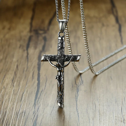 Vnox Cross Necklace – Gold Jesus Pendant for Men & Women